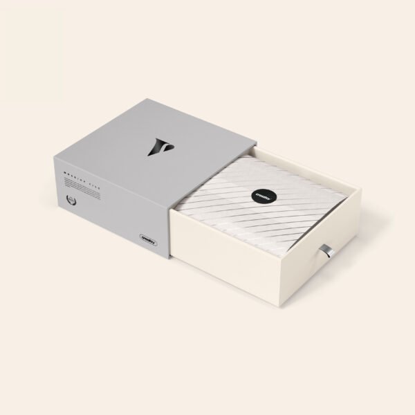 Hard cardboard gift box 3